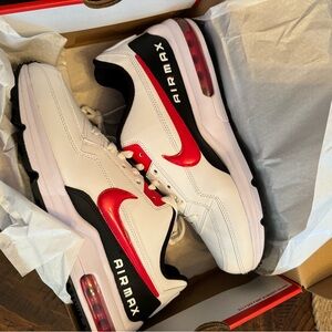 Nike air max LTD, white/red/black. New in box size 10